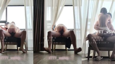 ✅大屌猛男『洛克先生』力量型做爱选手 抱操娇小淫妻 操的爽翻天！攻速拉满让女神体验极致的快乐 (1)